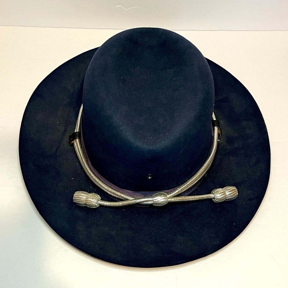 Stratton Campaign Style Felt Hat in Navy Silver Tassel Accent Size 7 - Picture 1 of 11